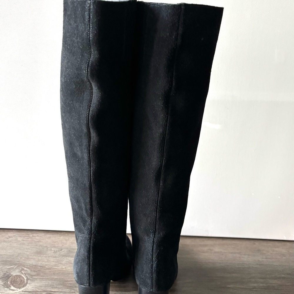 Michael Kors Black Suede Knee-High Boots Size 7M Block Heel Chic - Picture 4 of 12